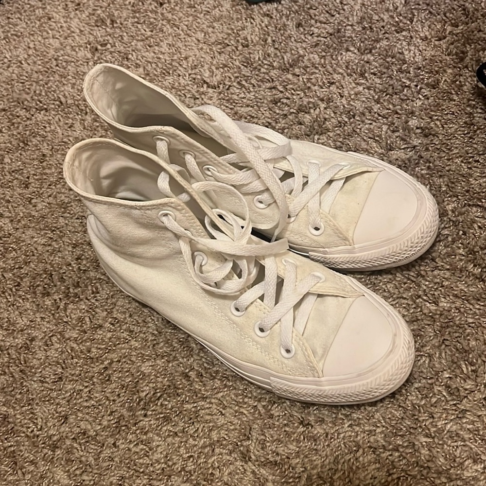 High-top Converse